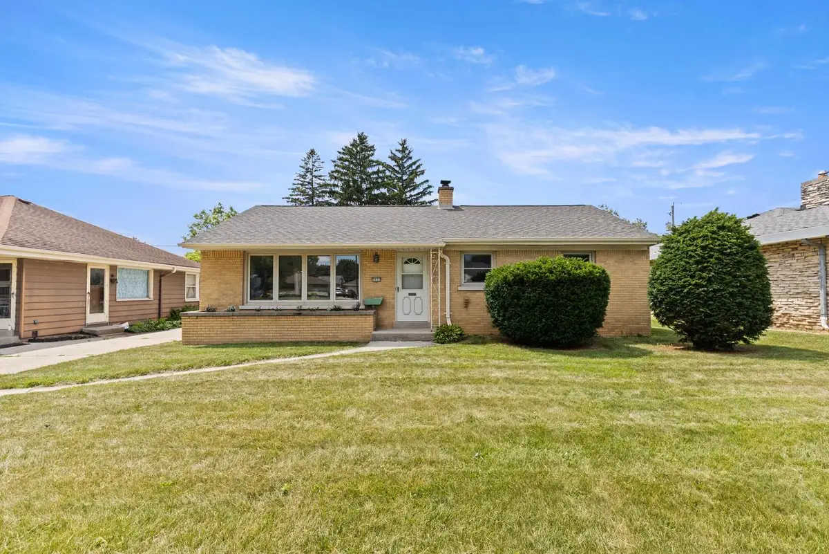 2831 S 76th STREET, West Allis, WI 53219 - #1