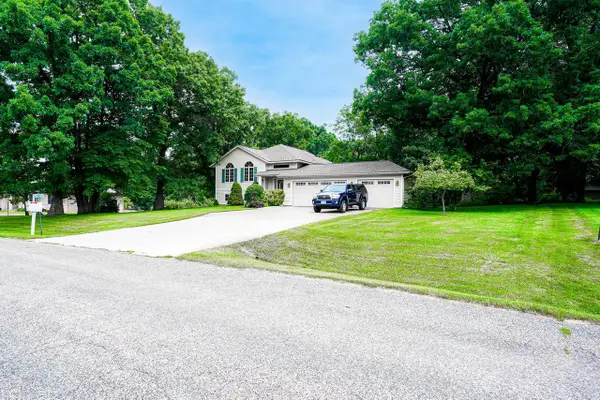N1496 Meadow Ridge ROAD, La Crosse, WI 54601