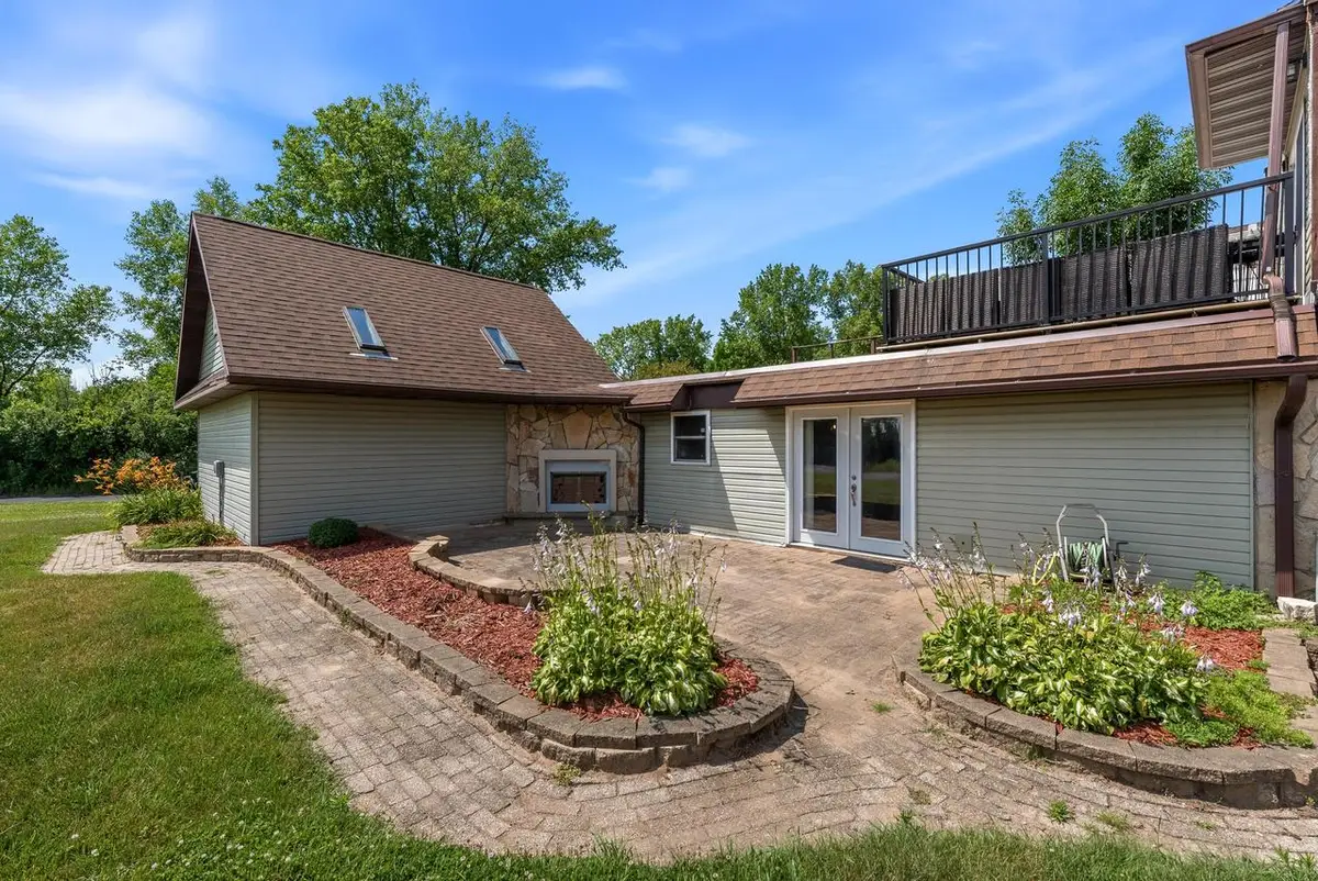 2201 Stonecroft DRIVE #2203, Grafton, WI 53024 - #1