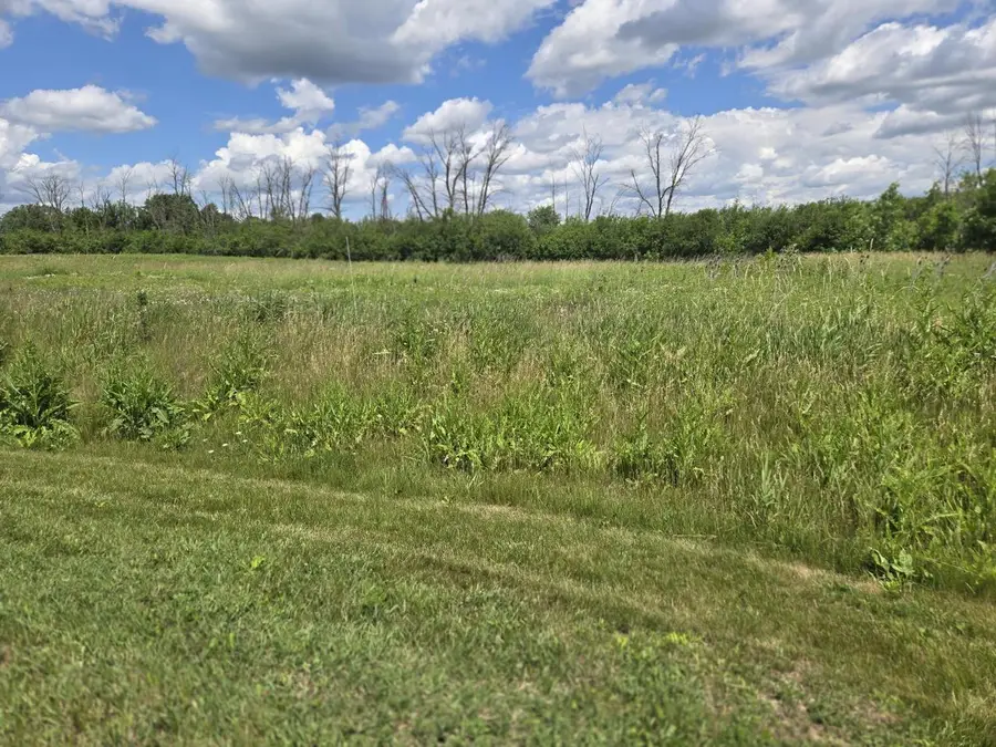W177N7299 RAW AMBER COURT, Menomonee Falls, WI 53051 - #2