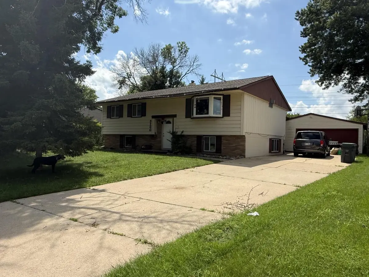 3260 33rd STREET S, La Crosse, WI 54601 - #1