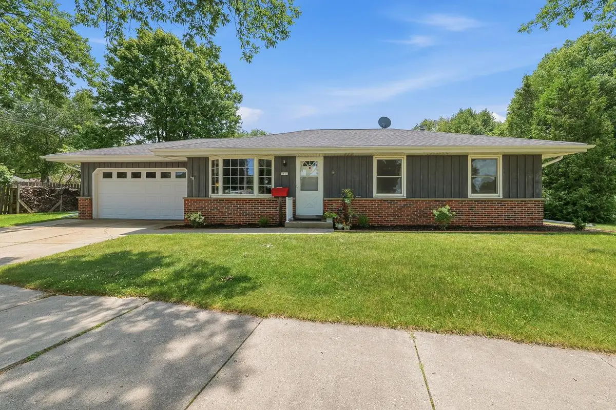 1817 Wilson AVENUE, Sheboygan, WI 53081 - #1