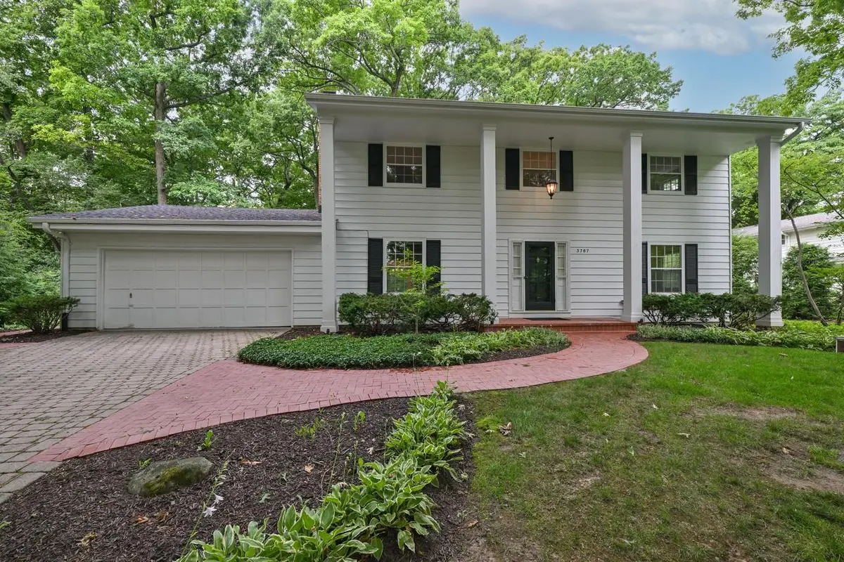 3767 S Shady LANE, New Berlin, WI 53146 - #1