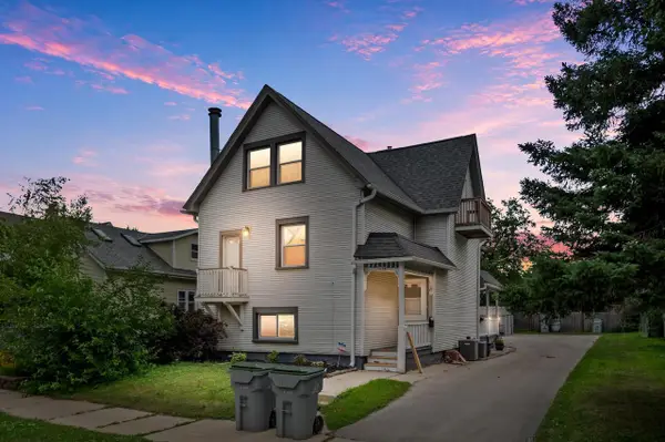 2200 S Winchester STREET #2202, Milwaukee, WI 53207