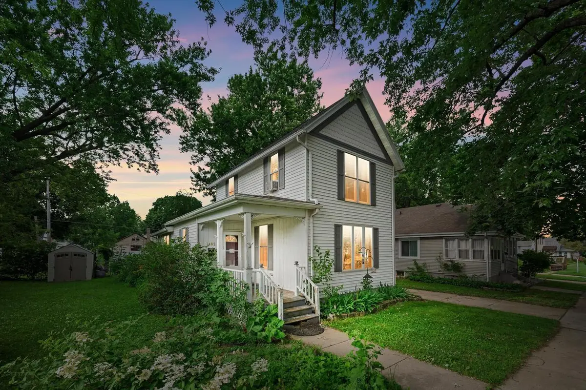 1402 Mole AVENUE, Janesville, WI 53548 - #1