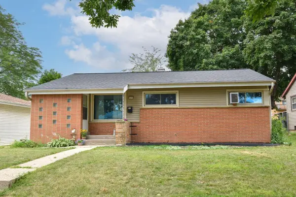 8605 W Lawrence AVENUE, Milwaukee, WI 53225