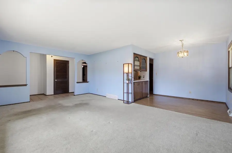 W159N9849 Butternut ROAD, Germantown, WI 53022 - #2