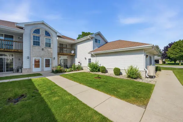 6105 S Creekside DRIVE ##7, Cudahy, WI 53110