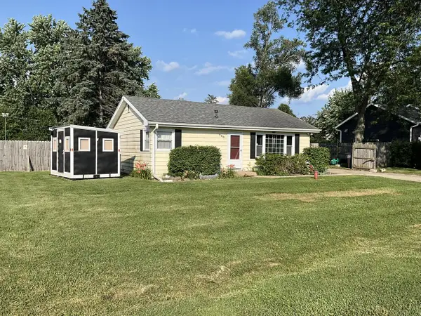 780 N Glenwood DRIVE, Silver Lake, WI 53170