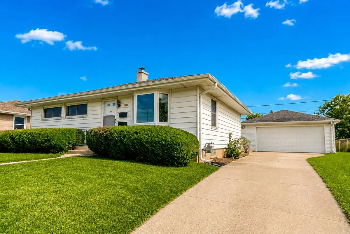 3804 E Klieforth AVENUE, Cudahy, WI 53110 - #1