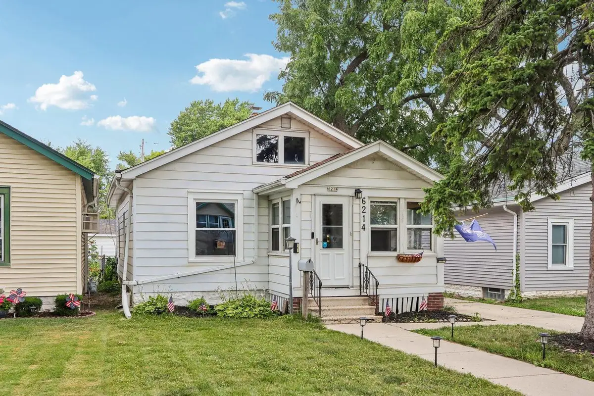 6214 W Stevenson STREET, Milwaukee, WI 53213 - #1