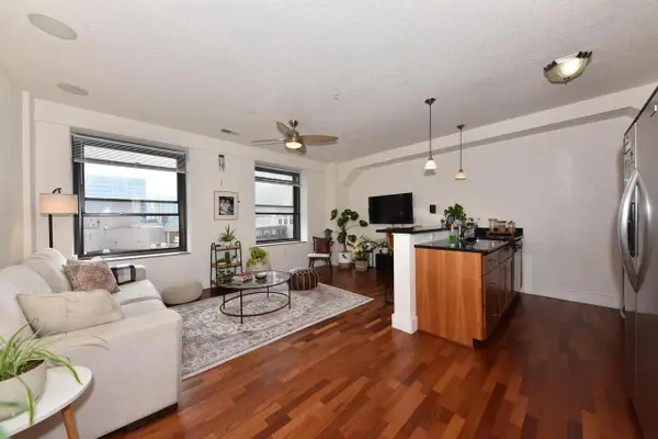 606 W Wisconsin AVENUE #405, Milwaukee, WI 53203