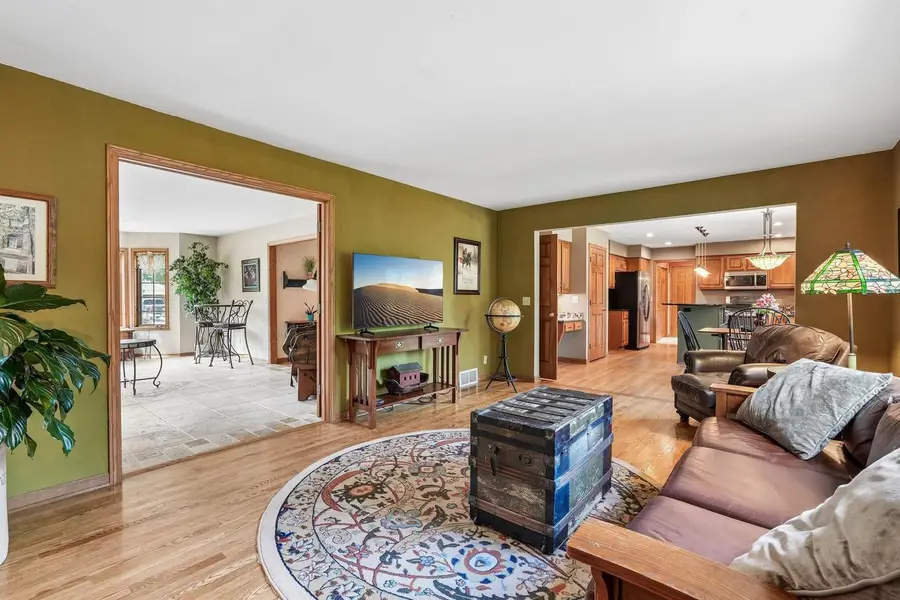 N106W7072 Dayton STREET, Cedarburg, WI 53012 - #3