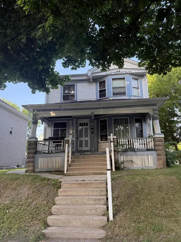 2204 N 41st STREET, Milwaukee, WI 53208
