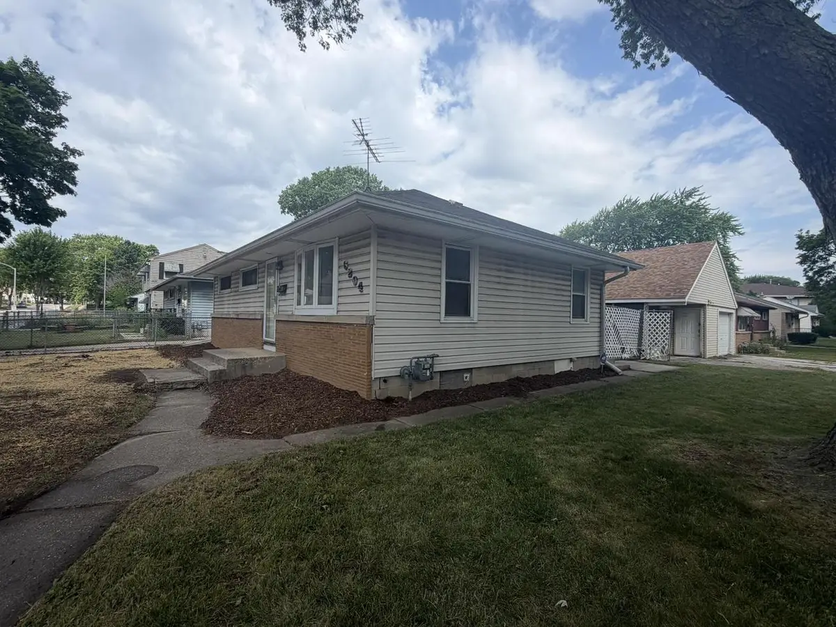 6204 W Thurston AVENUE, Milwaukee, WI 53218 - #1