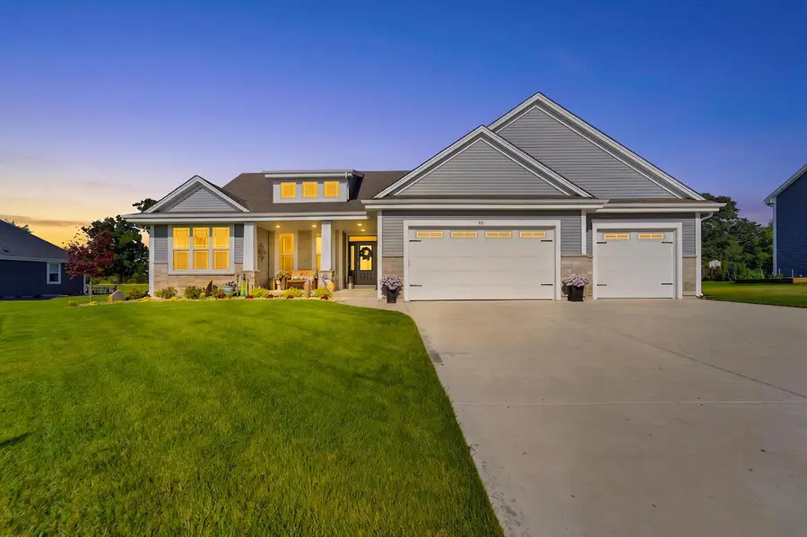 801 Brockway DRIVE, Mukwonago, WI 53149 - #2