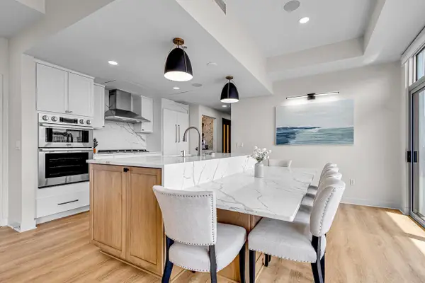 106 W Seeboth STREET #512, Milwaukee, WI 53204
