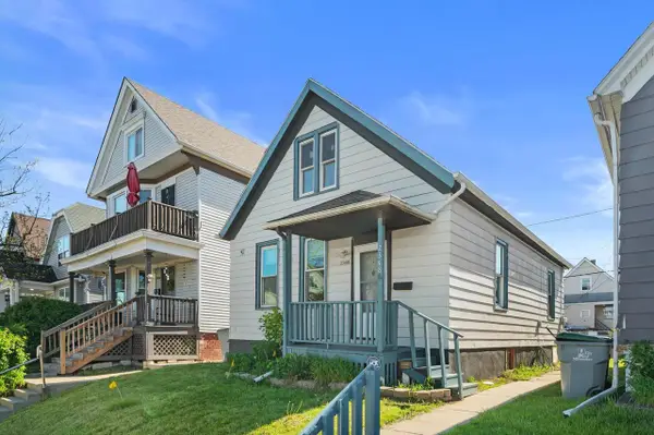 2348 S 16th STREET, Milwaukee, WI 53215