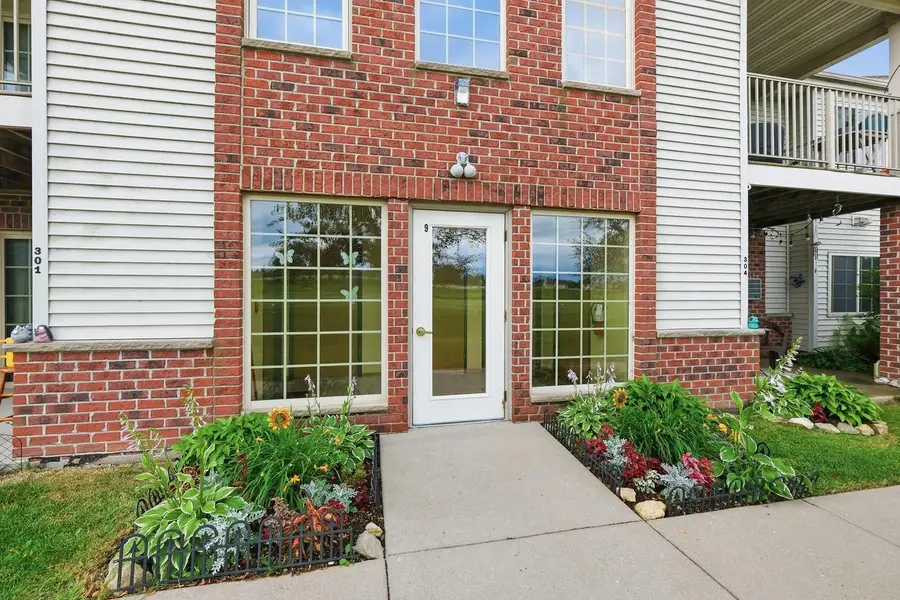 W1062 Marietta AVENUE #302, Ixonia, WI 53036 - #2