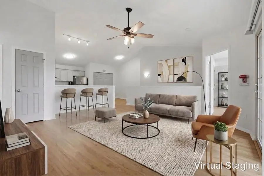 W1062 Marietta AVENUE #302, Ixonia, WI 53036 - #3