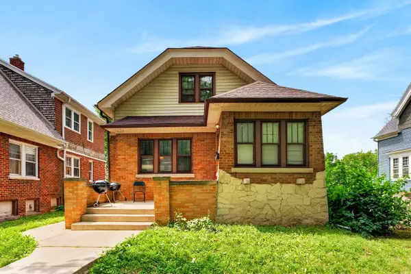 4751 N 34th STREET, Milwaukee, WI 53209