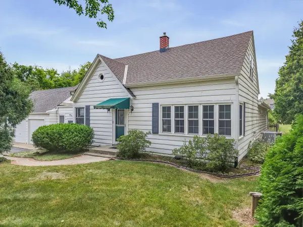 11911 N Wauwatosa ROAD, Mequon, WI 53097