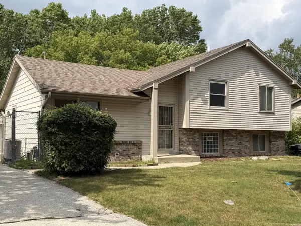9812 W Darnel AVENUE, Milwaukee, WI 53224