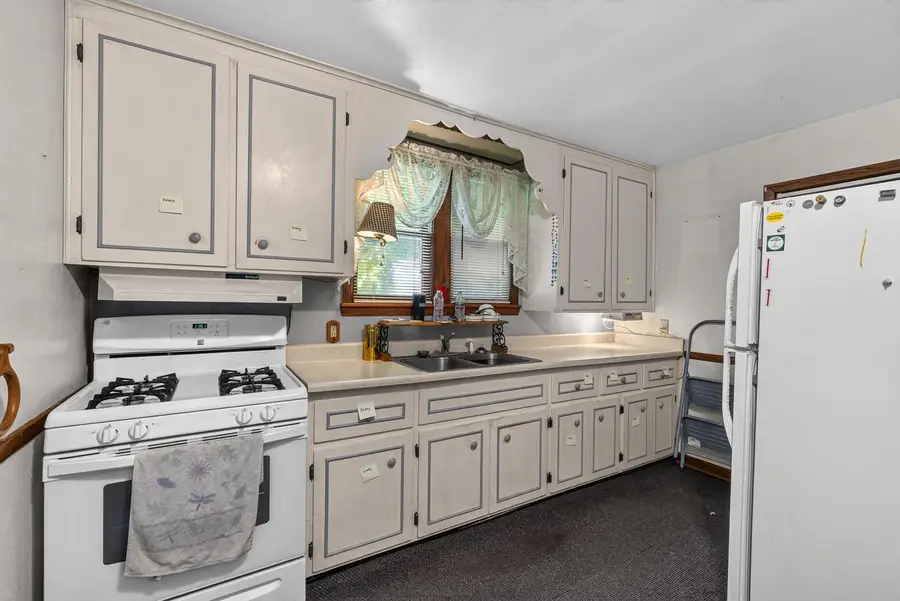 5649 N 78th STREET, Milwaukee, WI 53218 - #2