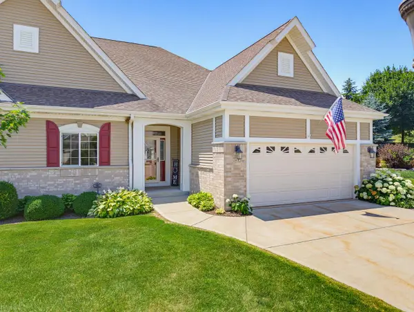 2408 Deercrest COURT, Waukesha, WI 53188