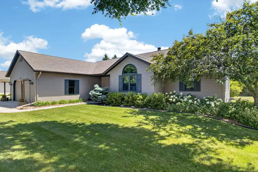 4003 N 52nd STREET, Sheboygan, WI 53083 - #3