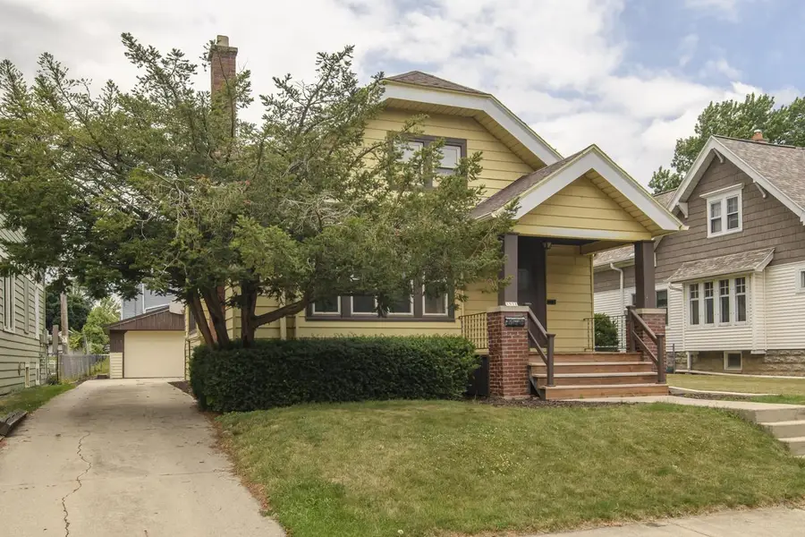 1971 S 81st STREET, West Allis, WI 53219 - #2