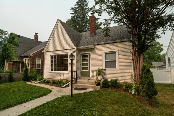 5231 N Bay Ridge AVENUE, Whitefish Bay, WI 53217