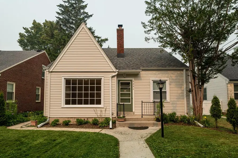 5231 N Bay Ridge AVENUE, Whitefish Bay, WI 53217 - #2