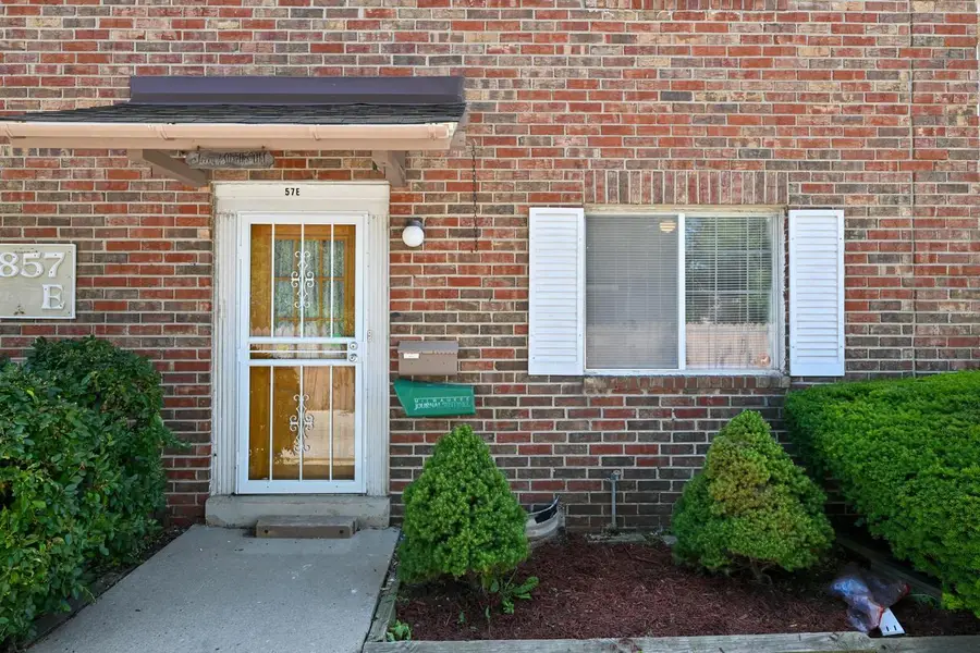 7857 N 60th STREET #E, Milwaukee, WI 53223 - #2