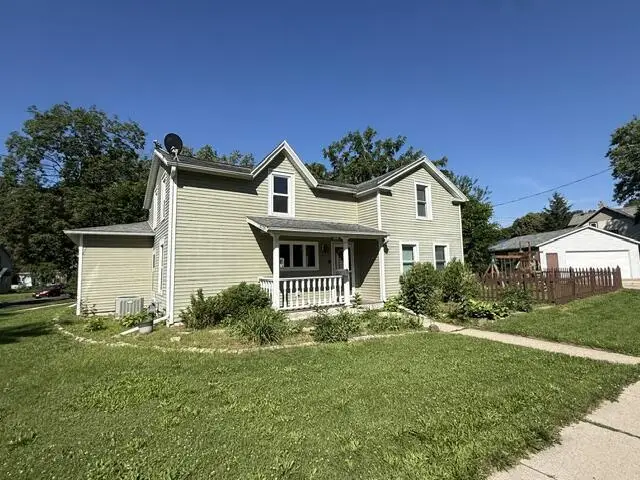 614 Whitewater AVENUE, Fort Atkinson, WI 53538 - #1
