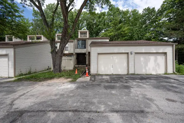 9012 N 70th STREET, Milwaukee, WI 53223