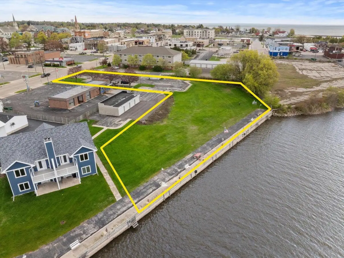 1609 16TH STREET, Two Rivers, WI 54241 - #1
