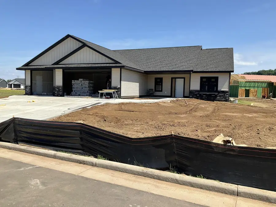 1309 Academy DRIVE, Holmen, WI 54636 - #2