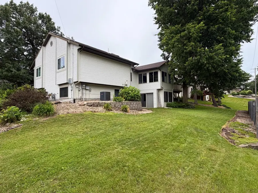 1053 Canary LANE, Onalaska, WI 54650 - #3