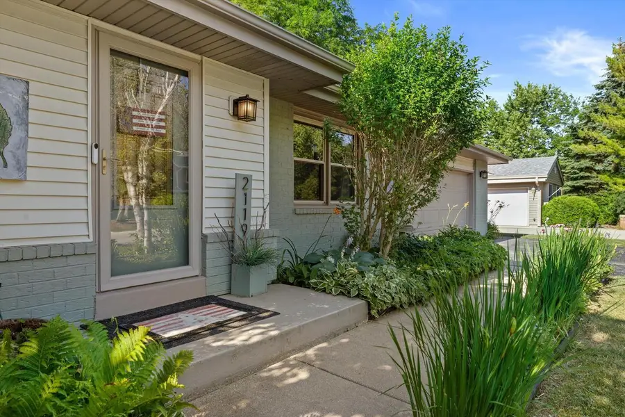 2119 Fireside DRIVE, Racine, WI 53402 - #2
