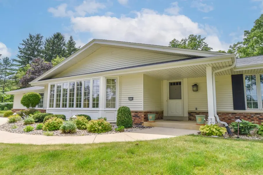 15350 High Knoll LANE, Brookfield, WI 53005 - #3