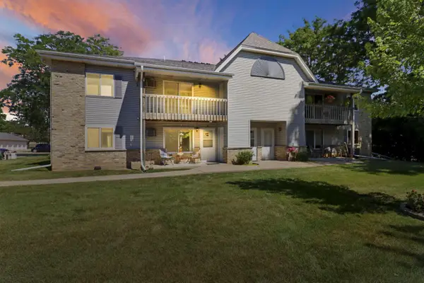26602 Lilac LANE #16, Waterford, WI 53185