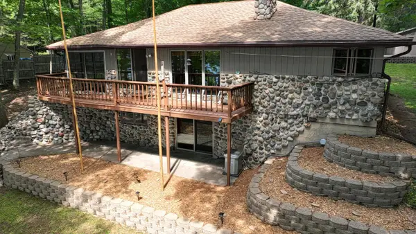 10203 Lower Kaubashine ROAD, Hazelhurst, WI 54531