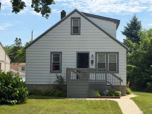 5224 N 47th STREET, Milwaukee, WI 53218