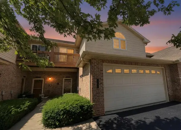 17740 W Jacobs DRIVE, New Berlin, WI 53146