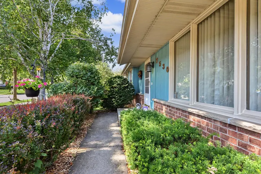 7530 S Quincy AVENUE, Oak Creek, WI 53154 - #3