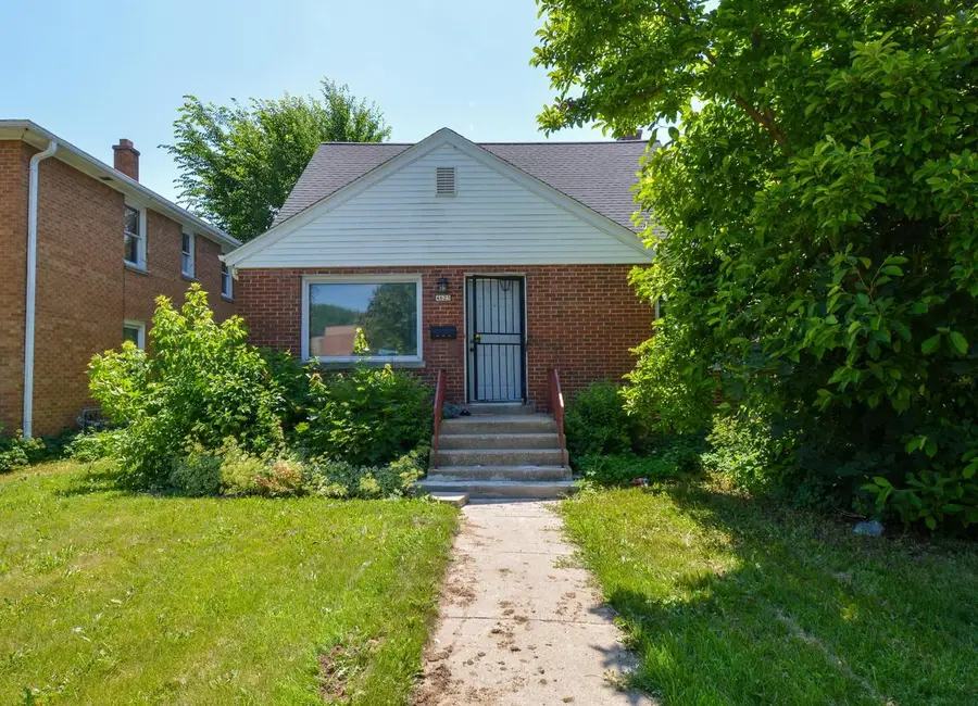4623 W Fond Du Lac AVENUE, Milwaukee, WI 53216 - #2