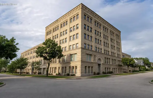 904 E Pearson STREET #115, Milwaukee, WI 53202