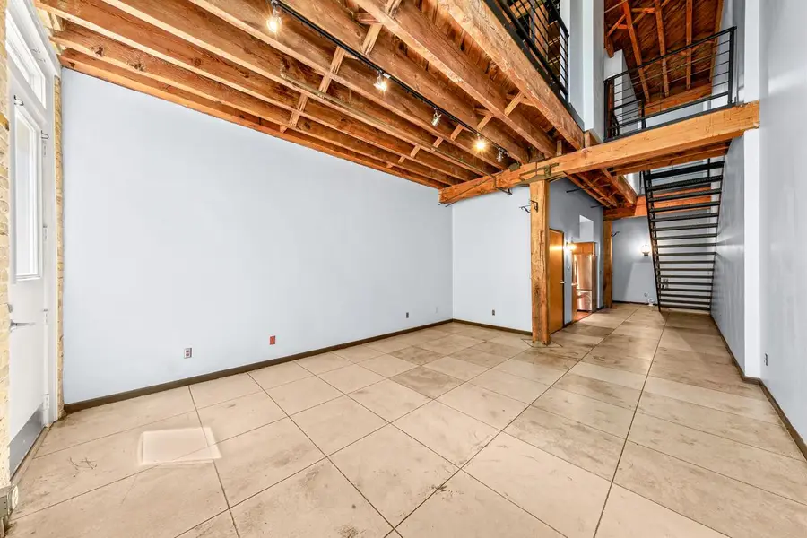 904 E Pearson STREET #115, Milwaukee, WI 53202 - #3