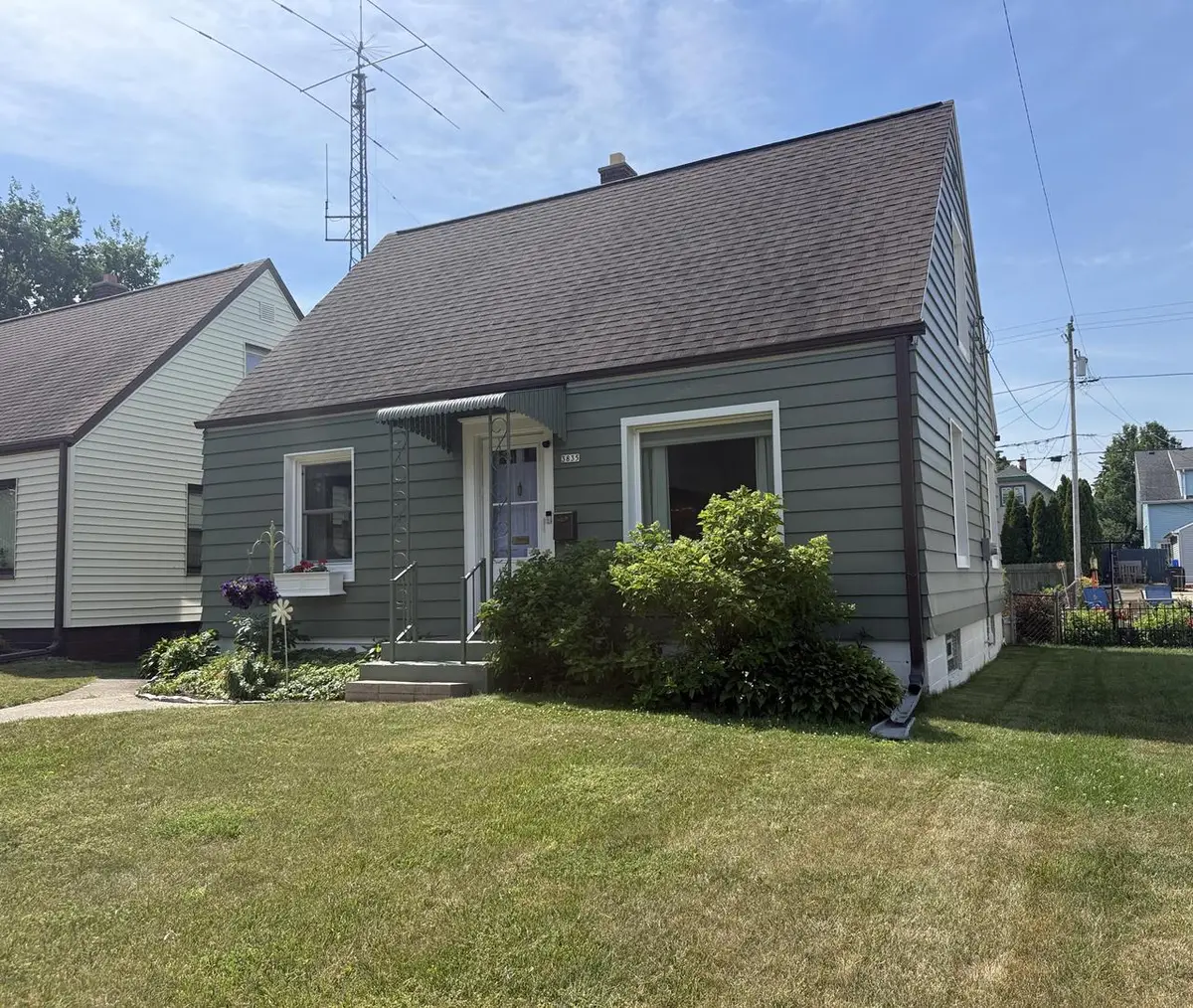 3835 E Holmes AVENUE, Cudahy, WI 53110 - #1